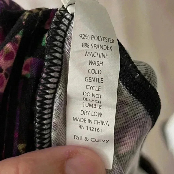 Lularoe TC Purple and Pink Flowers - Picture 3 of 3